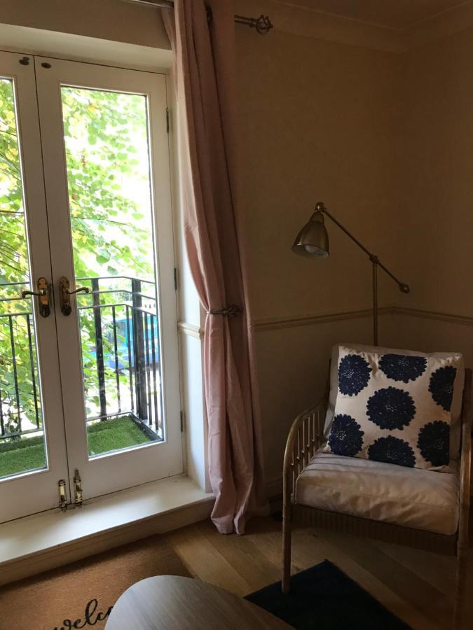 Key & Flowers - Kensington Residence 1 Londen Buitenkant foto